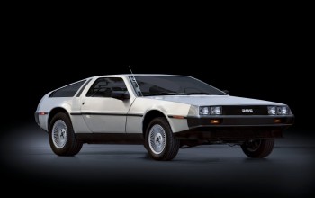 Țiriac Collection revine la POLI AutoFEST cu trei legende ale automobilismului. Modele din trei decade, cu stiluri distincte, dar același spirit inovator, vor putea fi admirate timp de 3 zile în cadrul evenimentului.