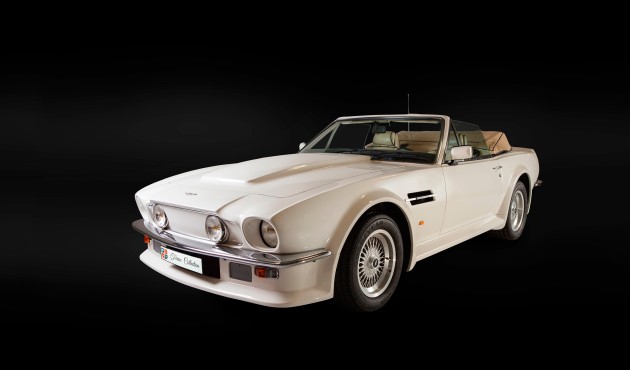 Aston Martin 8 Vantage Volante