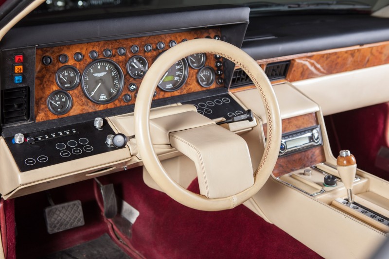 Aston Martin Lagonda