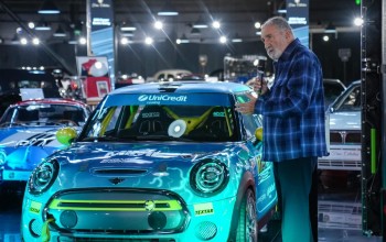 MINI Cooper Electric Racing, primul MINI electric de curse din istorie și campion național de Super Rally devine parte a Țiriac Collection.