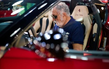 O nouă unitate Ferrari, modelul 812 Competizione Aperta, devine cel mai nou exponat al galeriei  Țiriac Collection