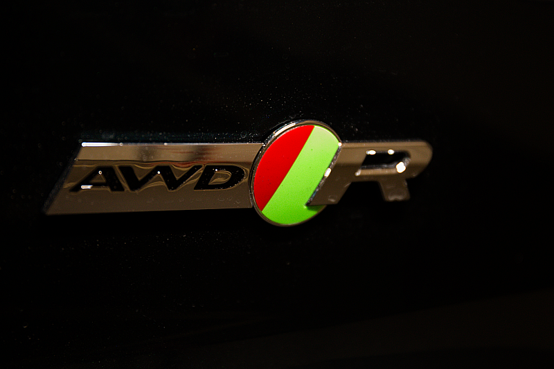 Jaguar F-Type R AWD