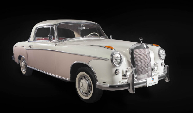 Mercedes-Benz 220 S
