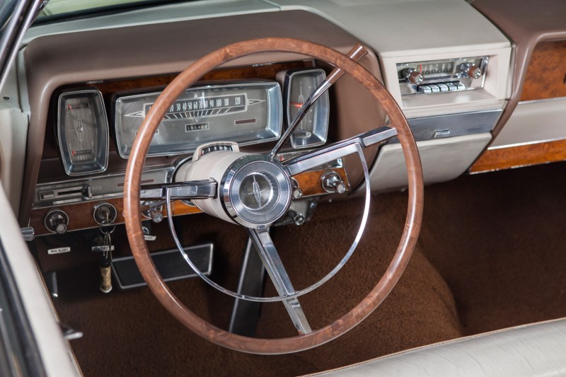 Lincoln Continental