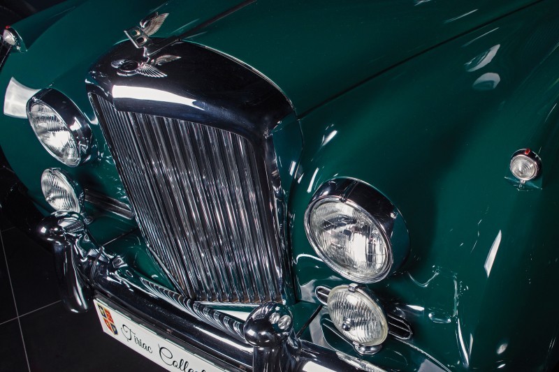 Bentley S2 Continental Flying Spur Saloon